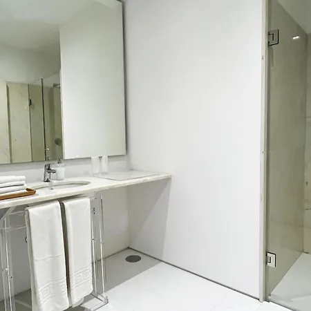 Signature Homestay Porto